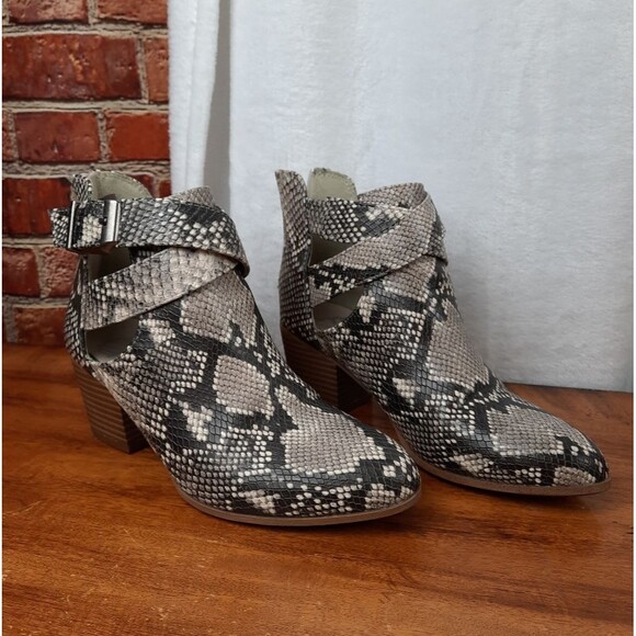 Fergalicious Snaleskin Booties - Picture 1 of 11